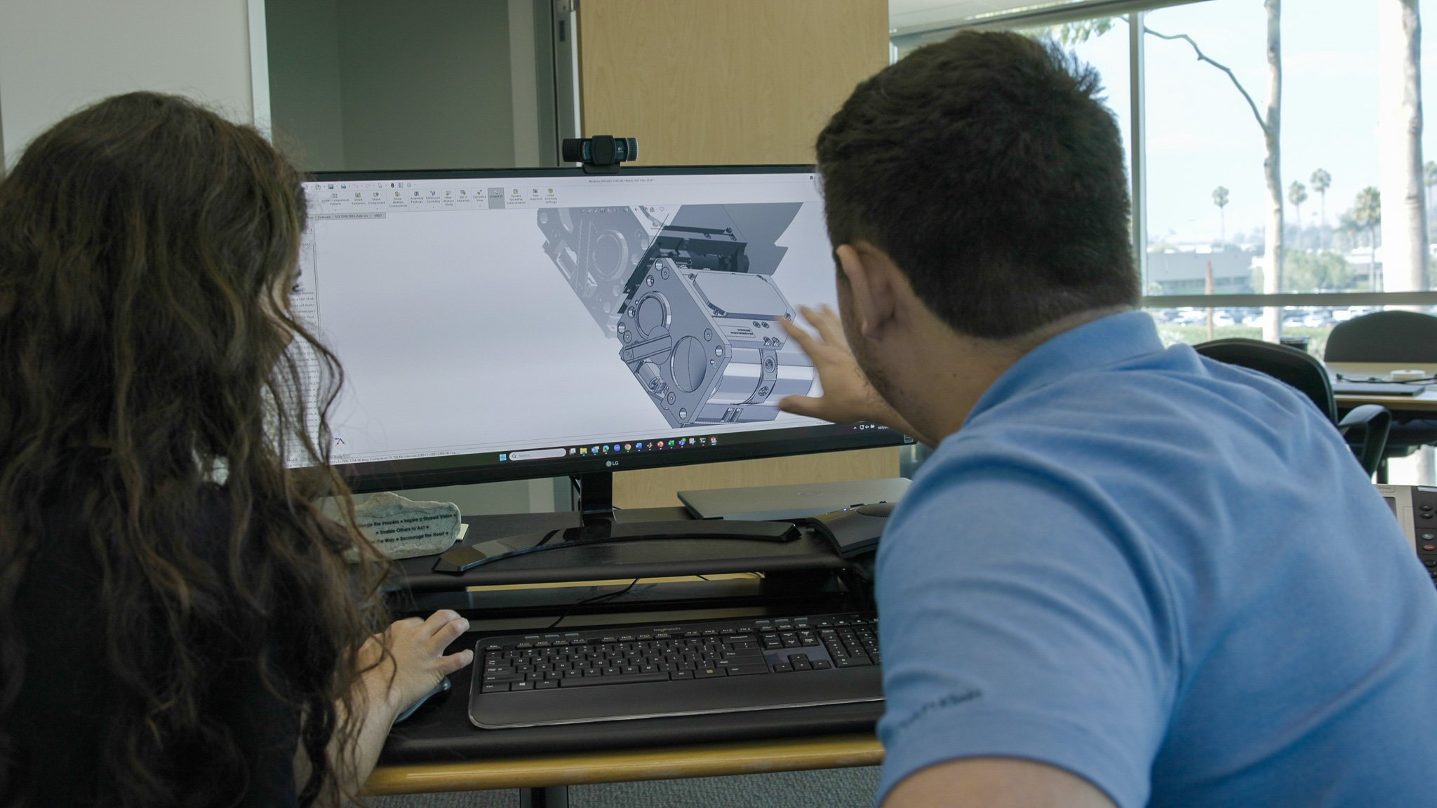 Support Staff on a Computer.jpg